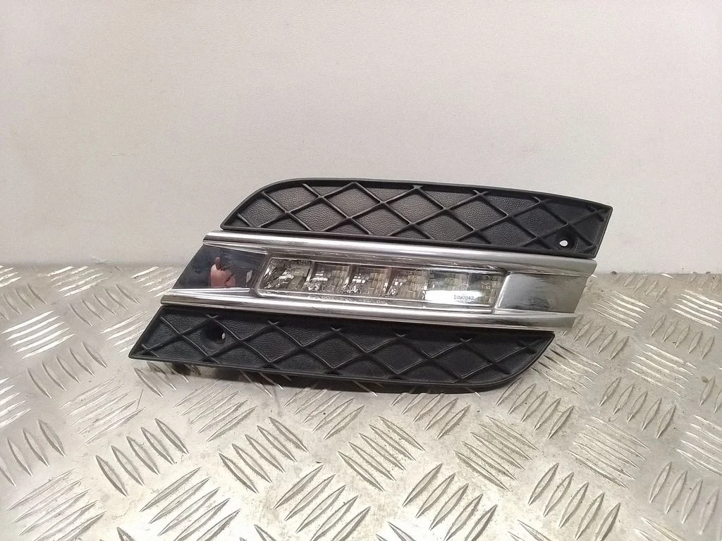 LED-päevatuli – Mercedes-Benz GL-klass X164 (2006-2012)