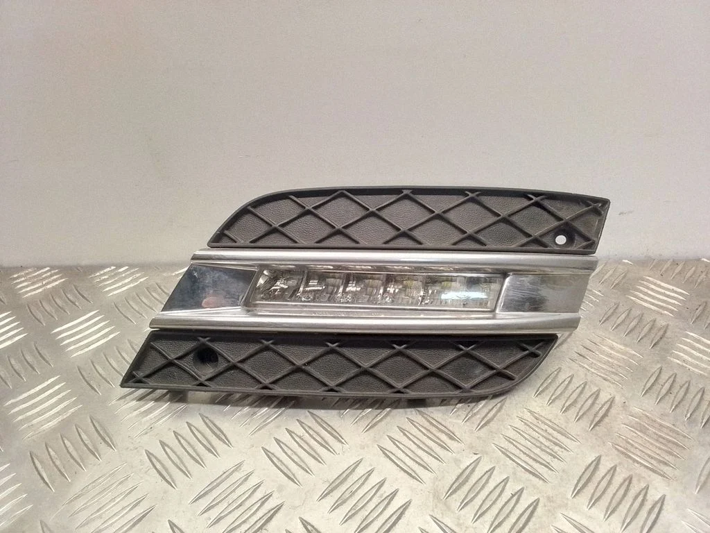 LED-päevatuli – Mercedes-Benz GL-klass X164 (2006-2012)