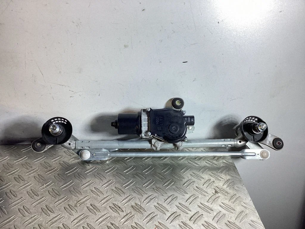 Front wiper linkage – Nissan Qashqai (2014-2016)