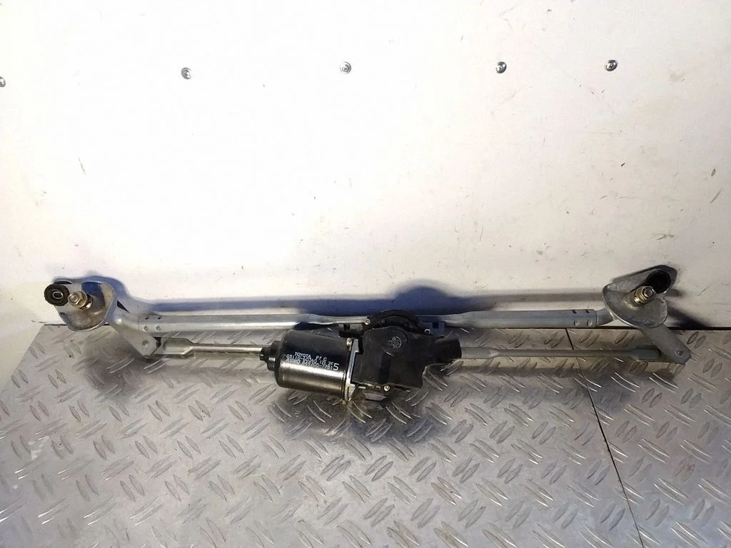 Front wiper linkage – Lexus GX J120 (2002-2009)