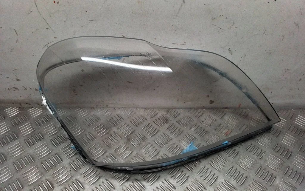 Esitule osa – Mercedes-Benz GL-klass X164 (2006-2012)