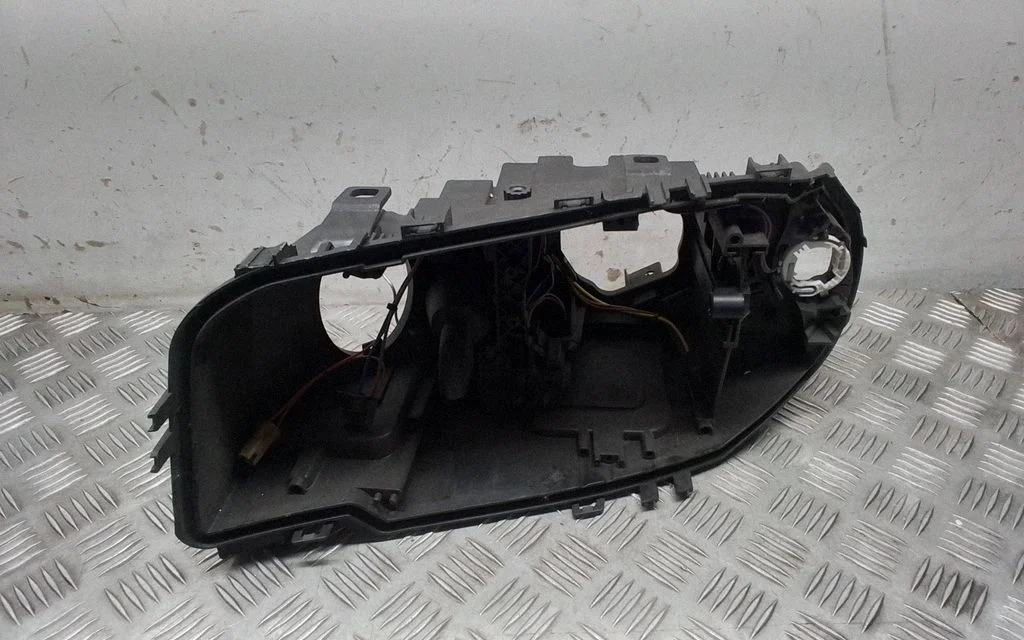 Część reflektora 1305236220