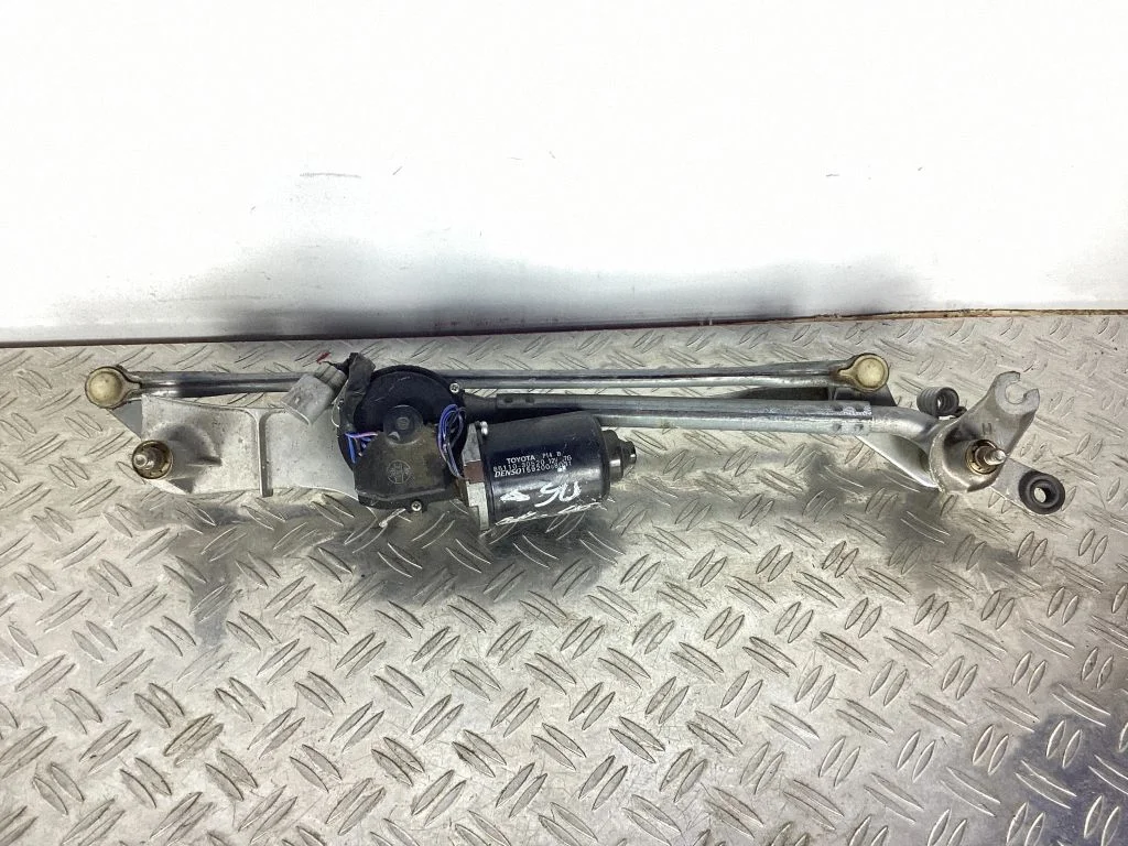 Front wiper linkage – Lexus GS 300 400 430 (1991-2005)