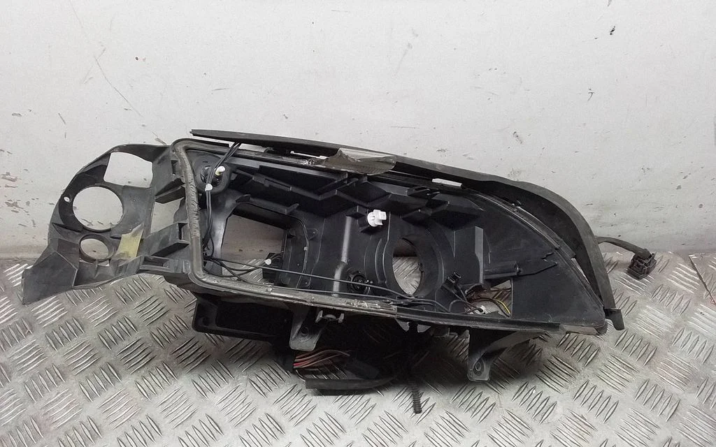 Esitule osa – Volvo S80 (1999-2003)