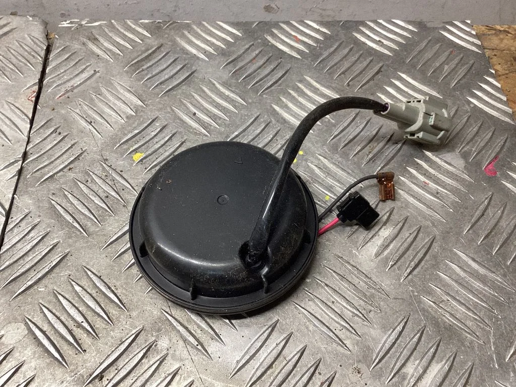 Esitule osa – Subaru Outback (2004-2006)