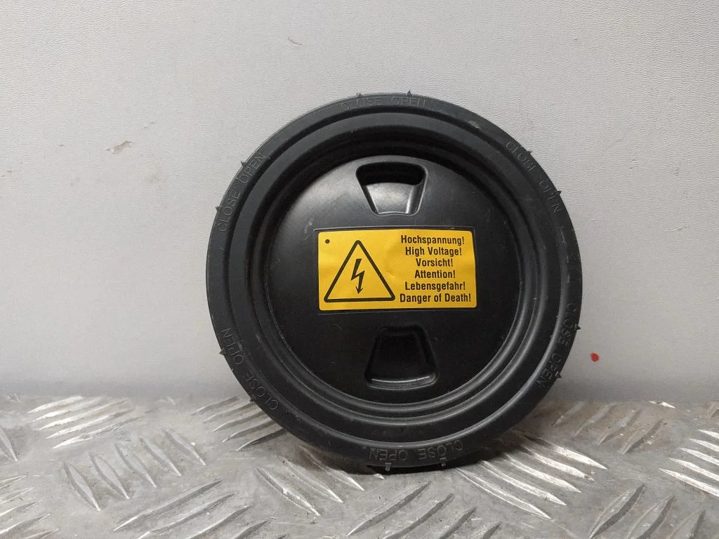 Esitule osa – Porsche Macan (95B) (2014-2018)