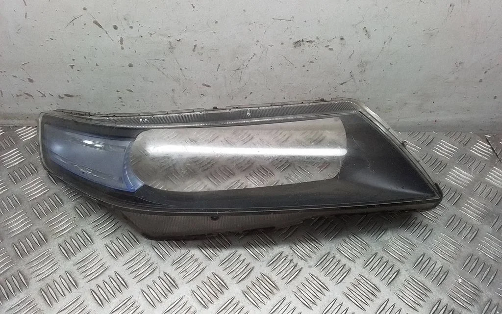 Esitule osa – Honda Accord (2008-2016)