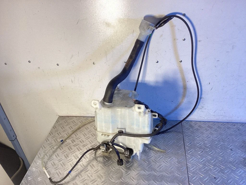 Windshield washer fluid reservoir/tank – Lexus RX III (2008-2015)