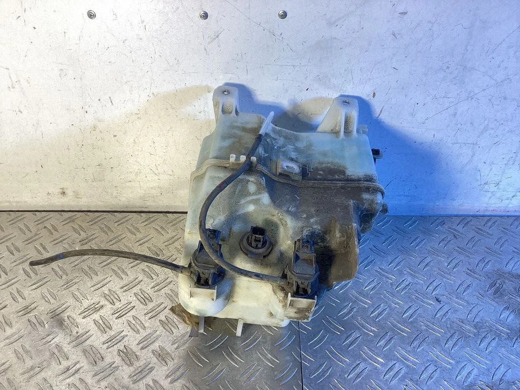 Windshield washer fluid reservoir/tank – Lexus RX III (2008-2015)