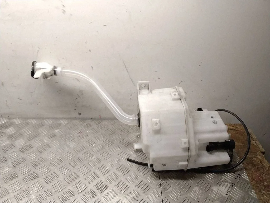 Windshield washer fluid reservoir/tank – Lexus NX (2021-)