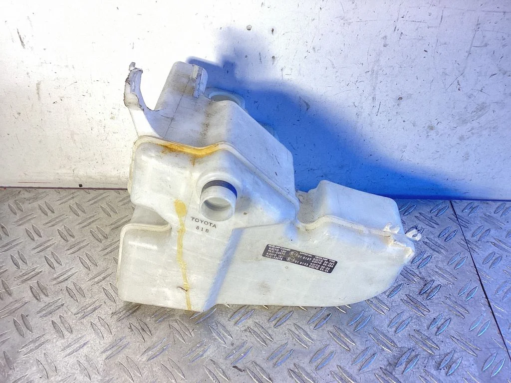Windshield washer fluid reservoir/tank – Lexus GS 250 350 300H 450H (2013-)