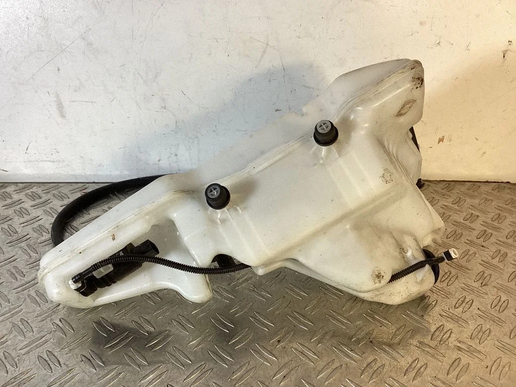 Windshield washer fluid reservoir/tank – Porsche 911 991 (2011-2019)