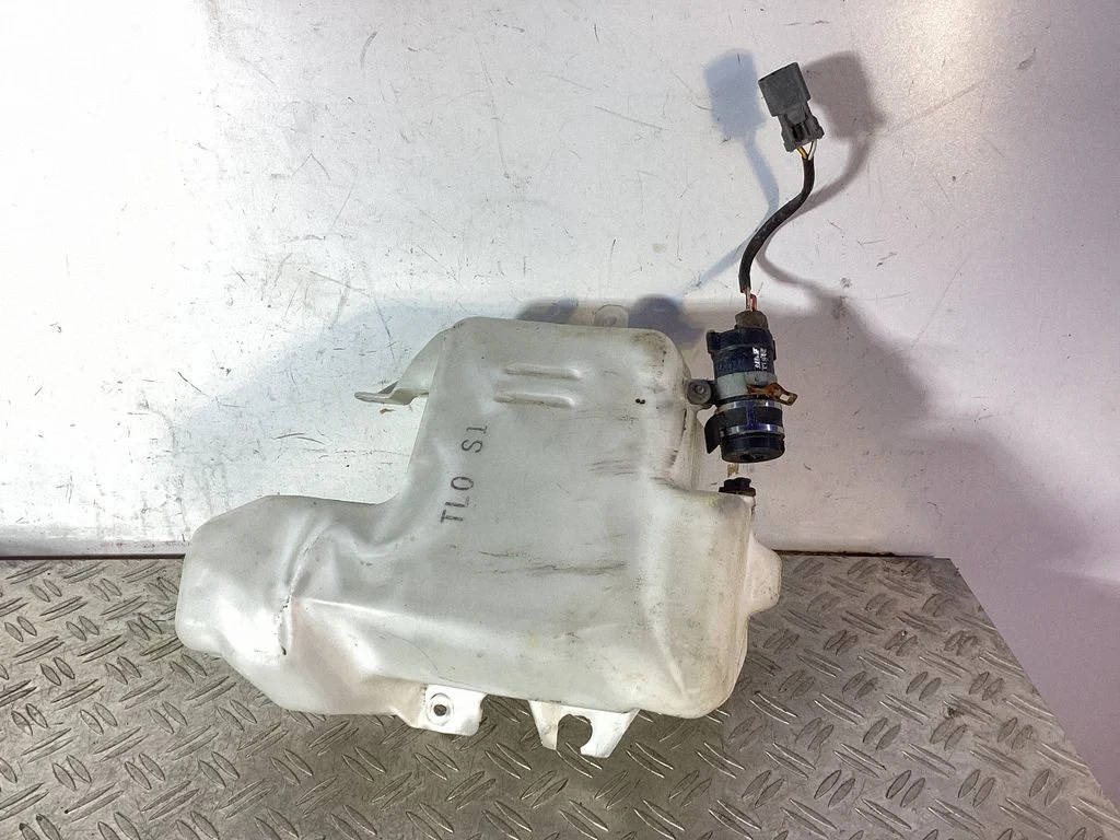 Windshield washer fluid reservoir/tank – Honda Accord (2008-2016)