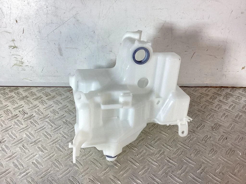 Windshield washer fluid reservoir/tank – Lexus RC (2014-)