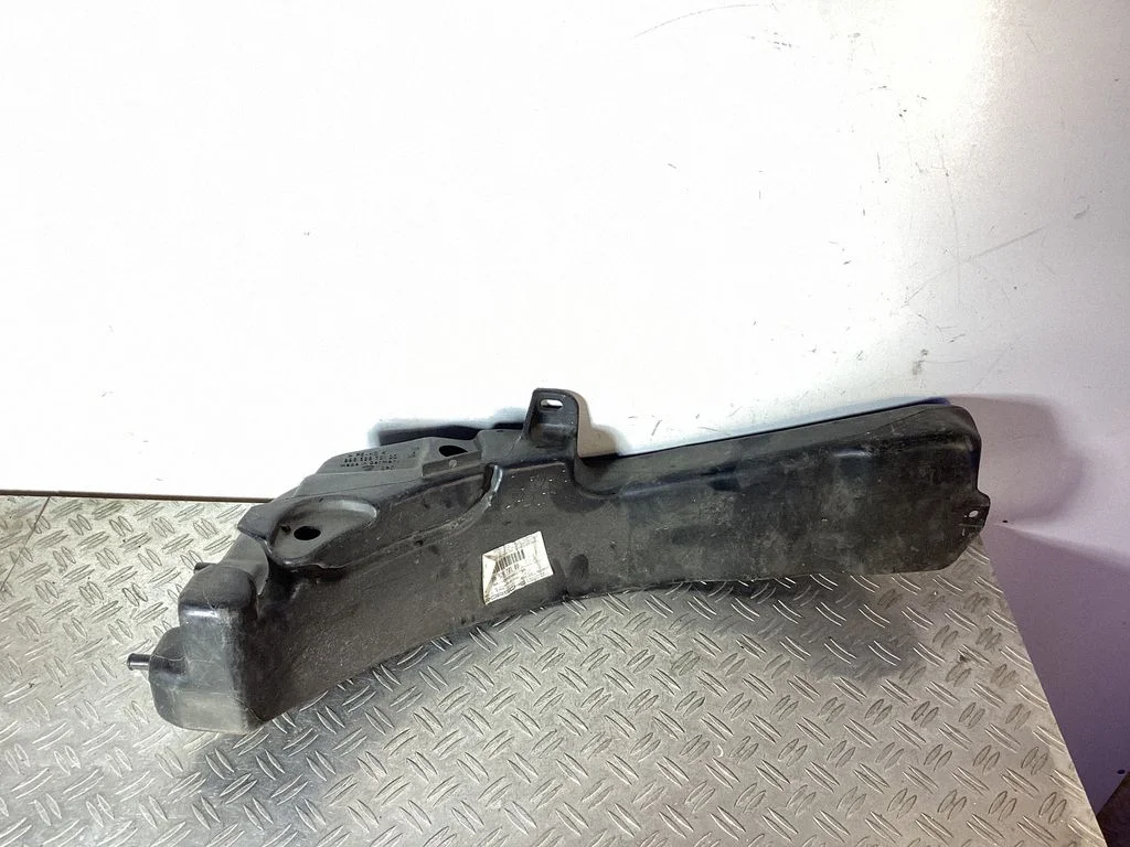Windshield washer fluid reservoir/tank – Porsche 911 997 (2004-2013)