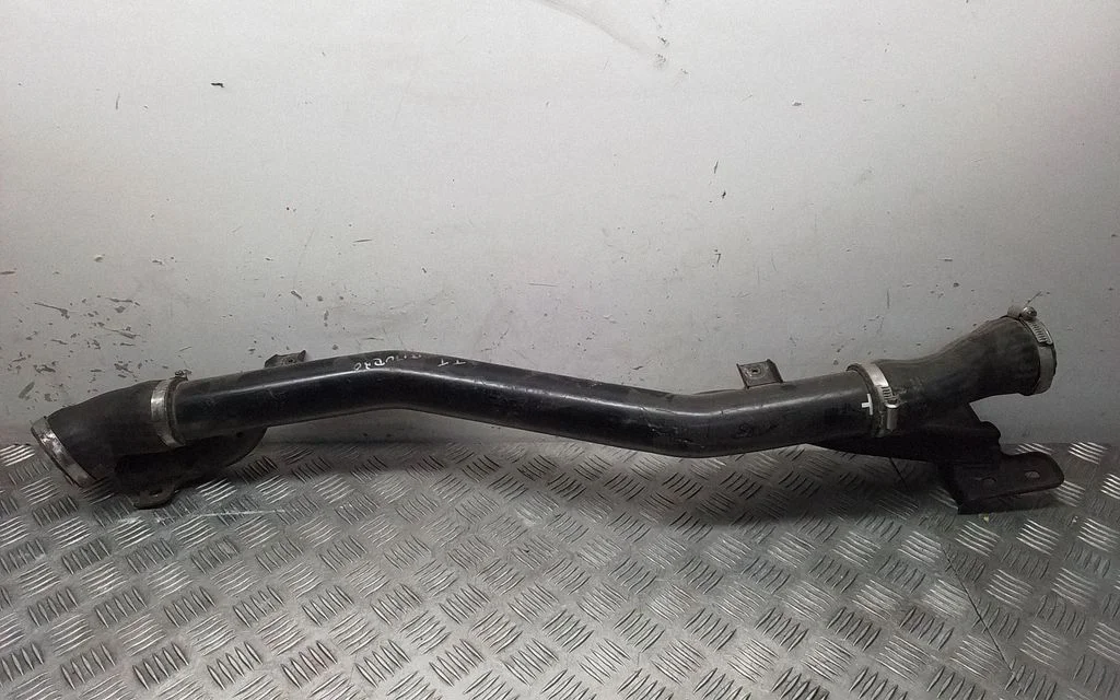 Wąż / rura intercoolera 8N0145856