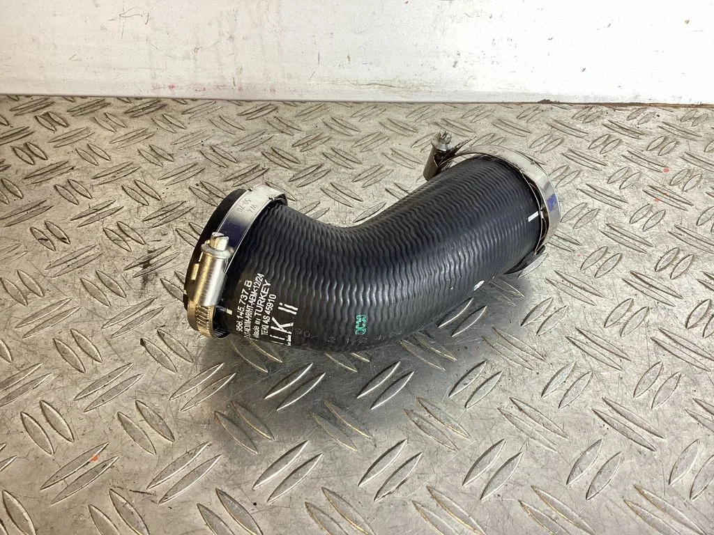 Intercooler hose/pipe 95B145737B
