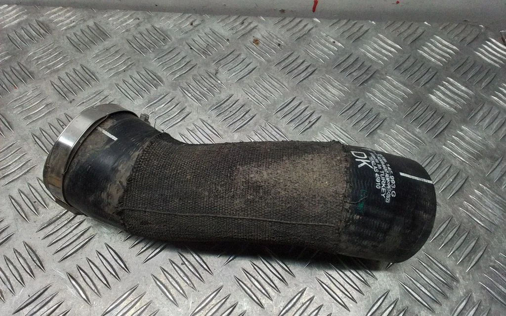 Intercooler hose/pipe 95B145993G