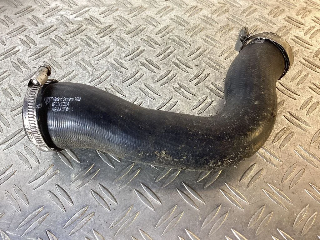 Intercooler hose/pipe 9P1145720A