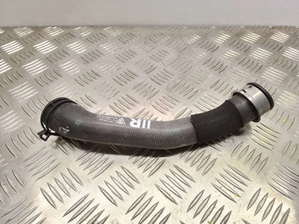 Intercooler hose/pipe 9P1121624