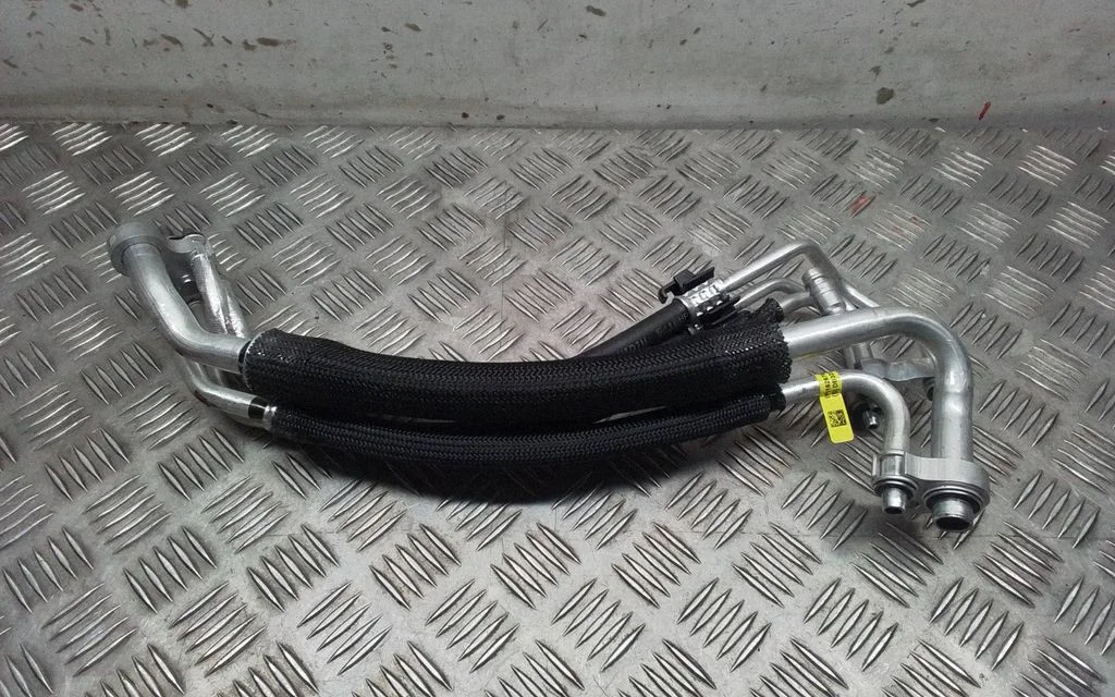 Air conditioning (A/C) pipe/hose 162670000E – Tesla Model Y (2020-)