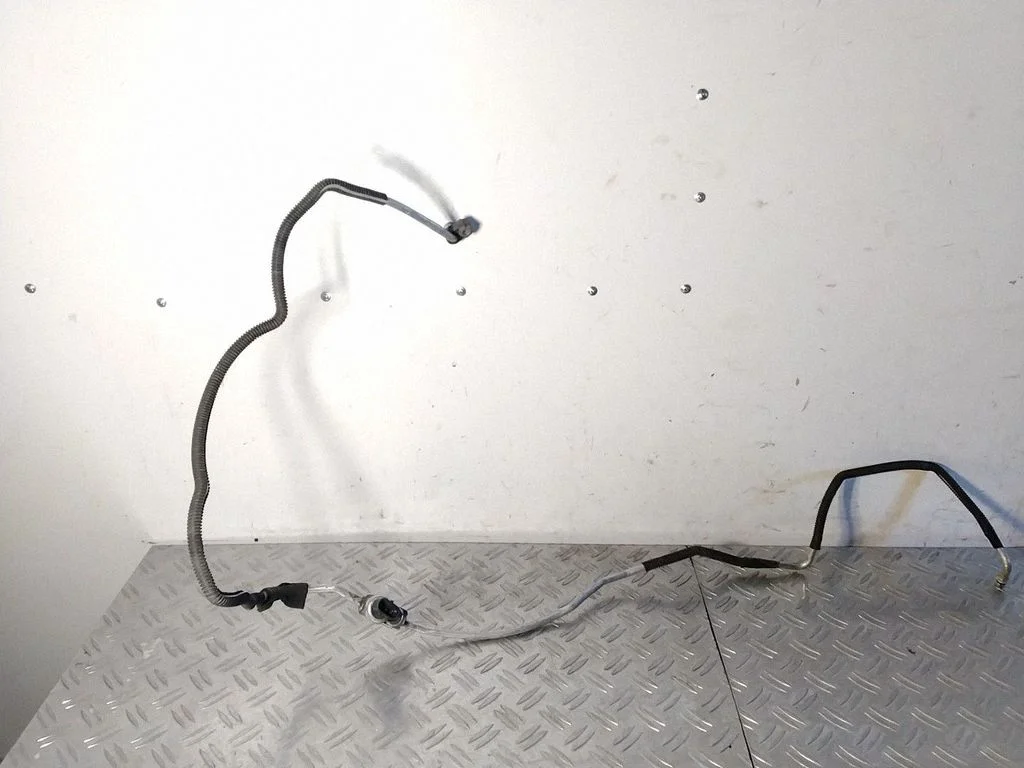Air conditioning (A/C) pipe/hose 4990007880