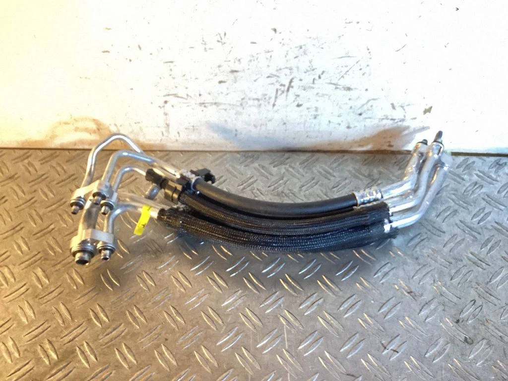 Air conditioning (A/C) pipe/hose 162670000E – Tesla Model Y (2020-)