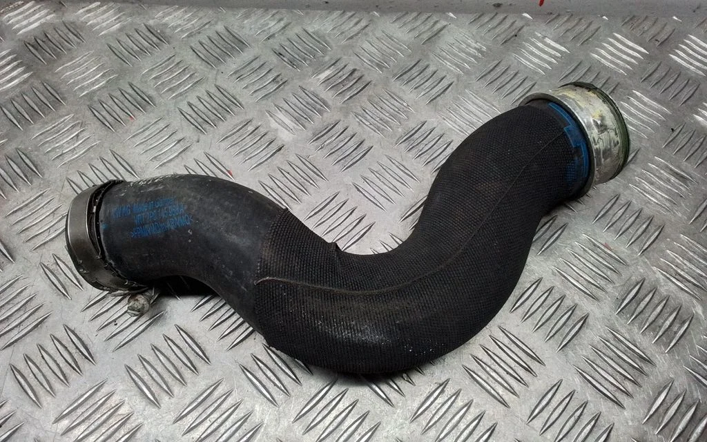 Air conditioning (A/C) pipe/hose 7P0145968A