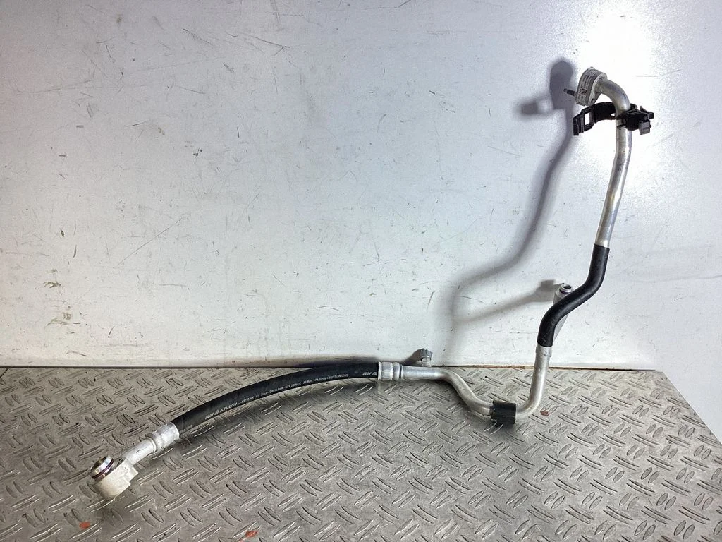Kliimaseadme toru / voolik 5QF816743AF