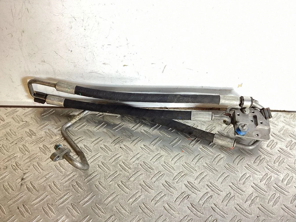 Air conditioning (A/C) pipe/hose – Mercedes-Benz ML-Class W166 (2012-2017)