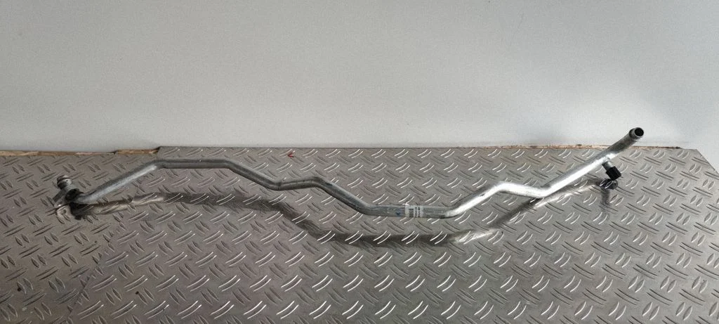 Air conditioning (A/C) pipe/hose – Porsche 911 997 (2004-2013)
