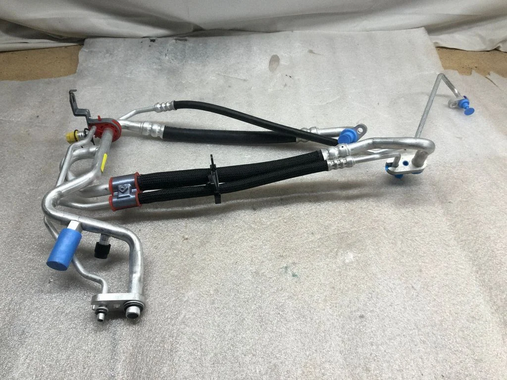 Air conditioning (A/C) pipe/hose 109215700F – Tesla Model 3 (2017-)
