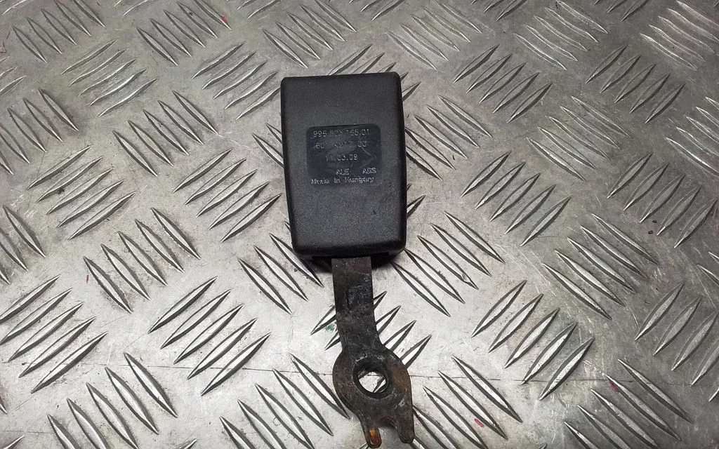 Rear seatbelt buckle – Porsche 911 997 (2004-2013)