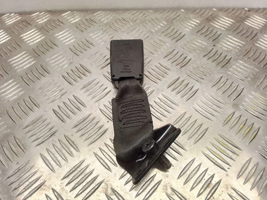 Rear seatbelt buckle – Subaru Forester SG (2006-2008)