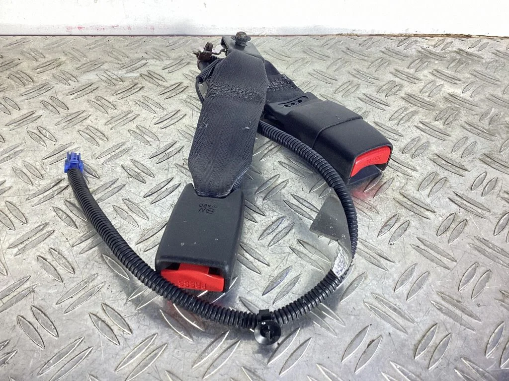 Rear seatbelt buckle – Honda Accord (2008-2016)