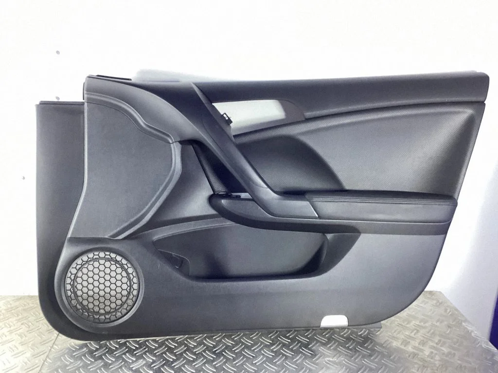 Eesmiste uste sisevooder – Honda Accord (2008-2016)