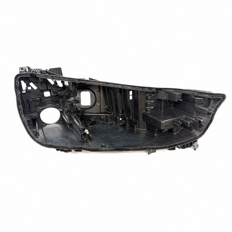 Esitule osa – BMW iX1 (2022-)