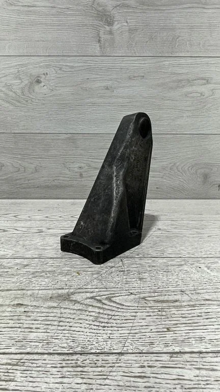 Engine mounting bracket – BMW X3 E83 (2003-2010)