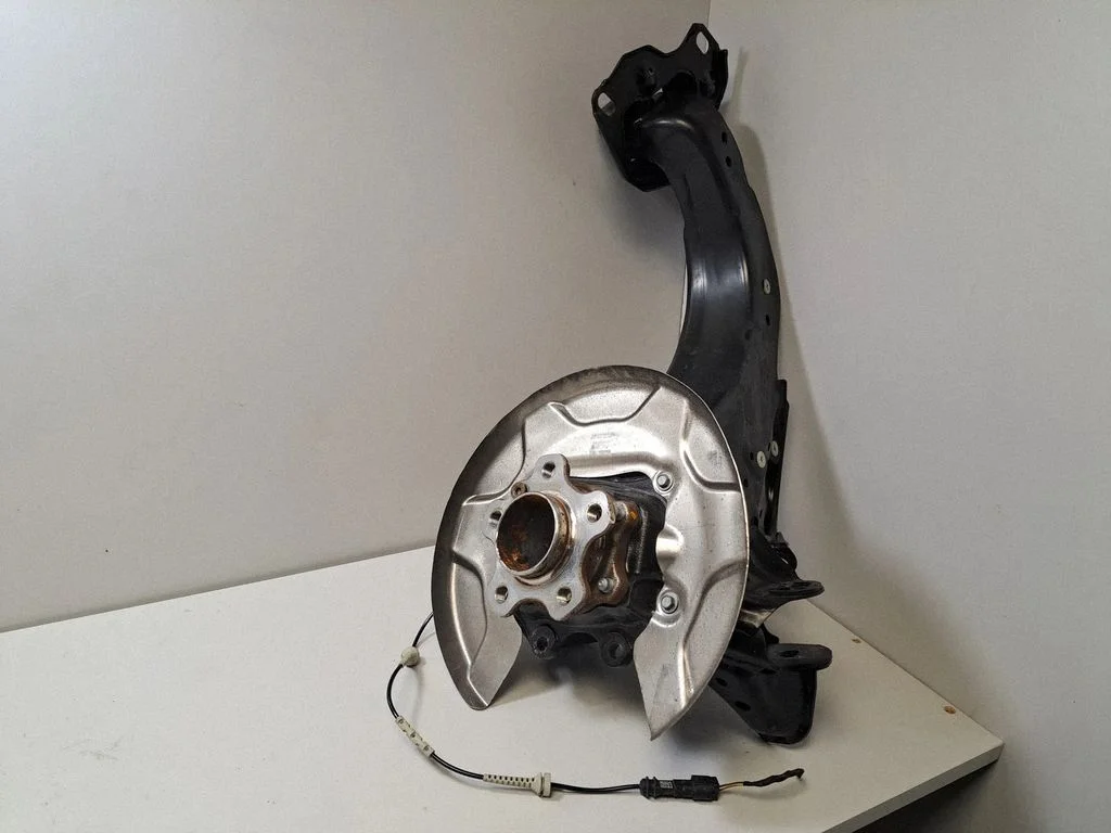 Tagumine rumm – BMW 2-seeria Active Tourer U06 (2021-)