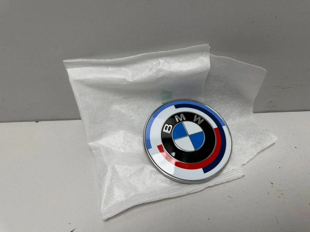 Tootja embleem (logo) – BMW i4 (2021-)