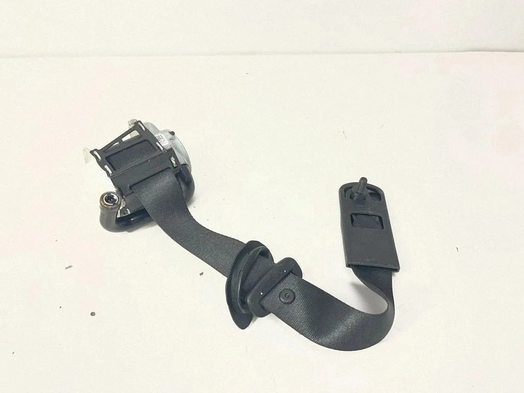 Tagumine turvavöö – BMW X7 G07 (2018-)
