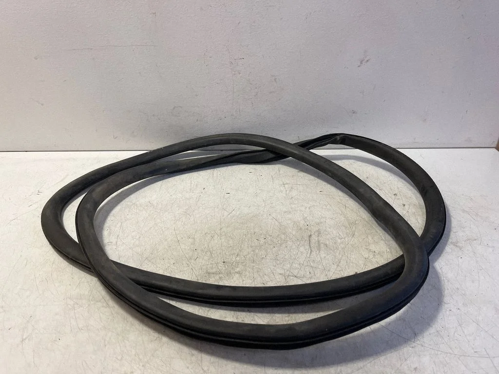 Tagaukse tihend (kere pool) – Audi A4 S4 B6 8E 8H (2001-2005)
