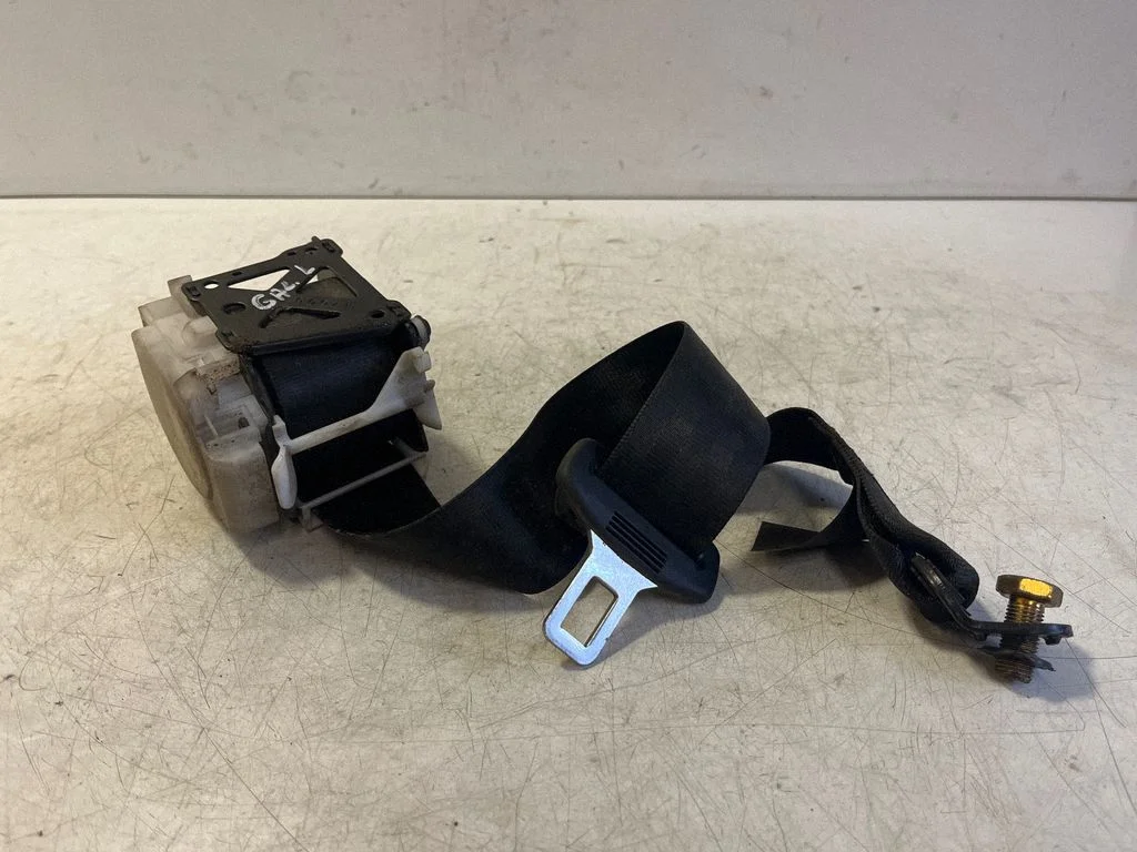 Rear seatbelt – Audi A4 S4 B6 8E 8H (2001-2005)