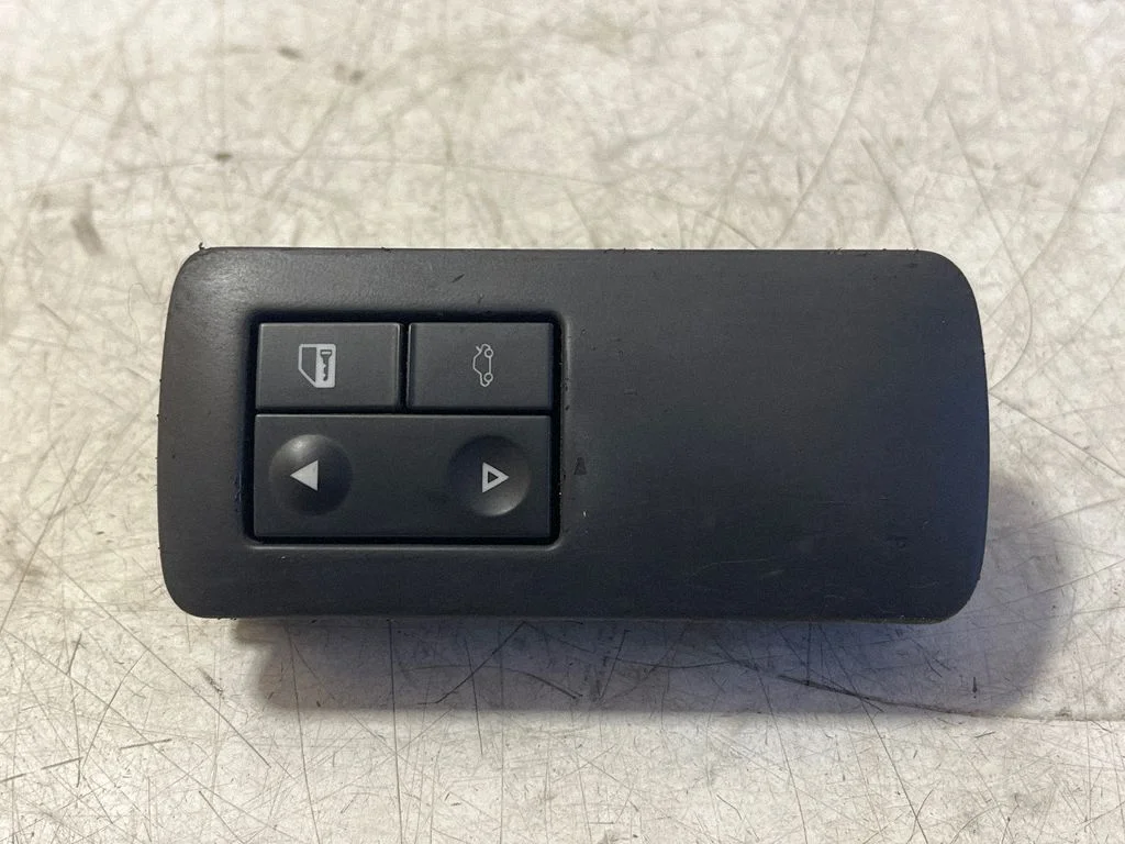 Electric window control switch – Opel Vectra C (2002-2005)