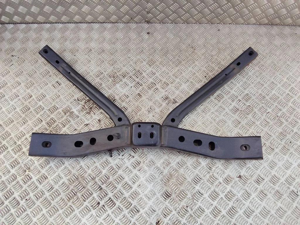 Käigukasti kinnitusklamber – Ford Ranger IV (2022-)