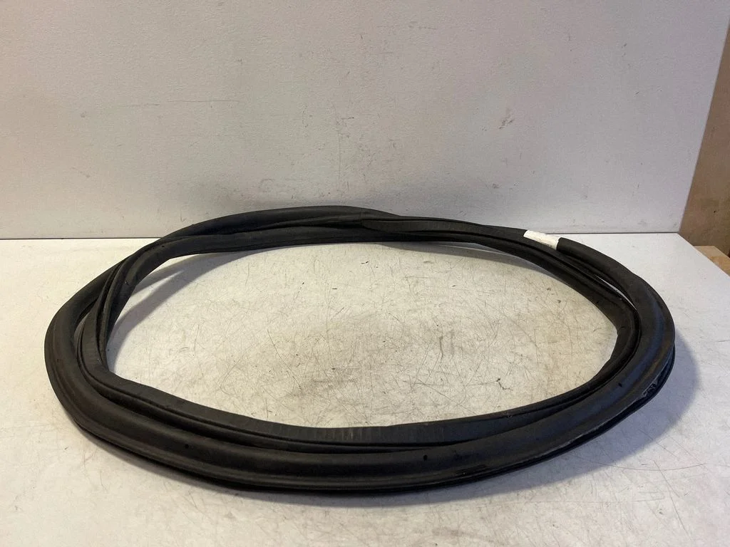 Loading door rubber seal (on body) – Audi A4 S4 B6 8E 8H (2001-2005)