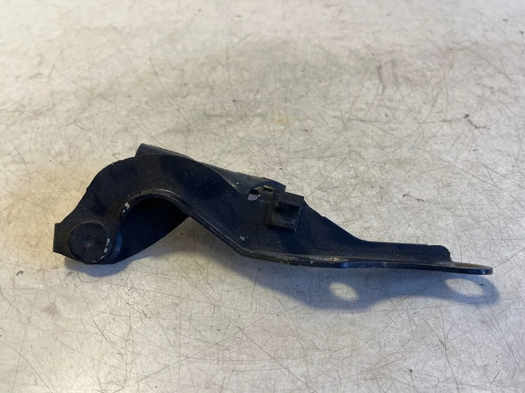 Mootorikapoti hinged – Toyota Avensis T250 (2006-2009)