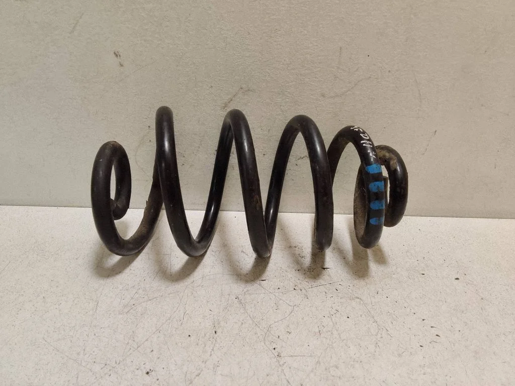 Rear coil spring – Audi A4 S4 B6 8E 8H (2001-2005)