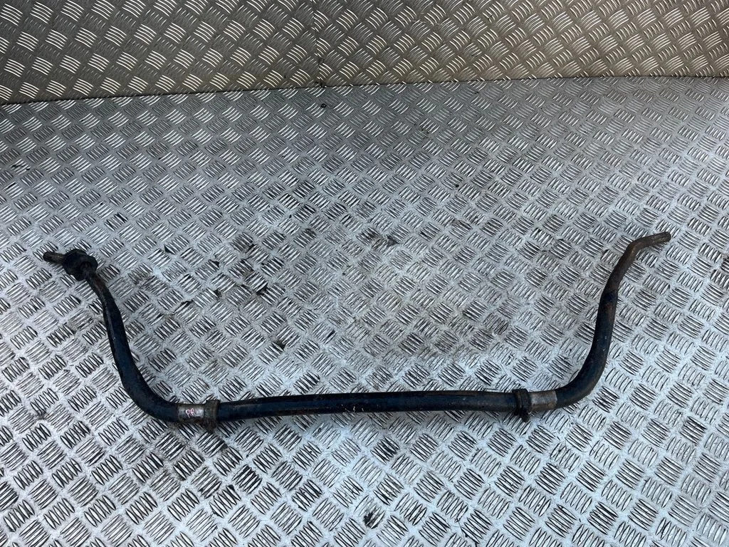 Eesmine stabilisaator (kaldevarras) – Mitsubishi Pajero Sport I (1996-2008)