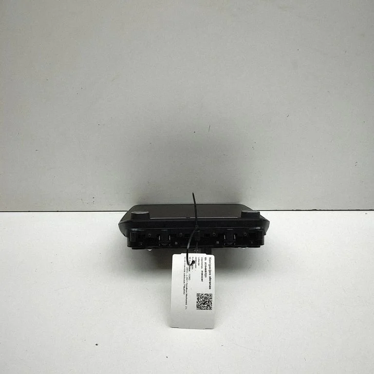 Ekraan / kuvar / väike ekraan K1BT18B955FD